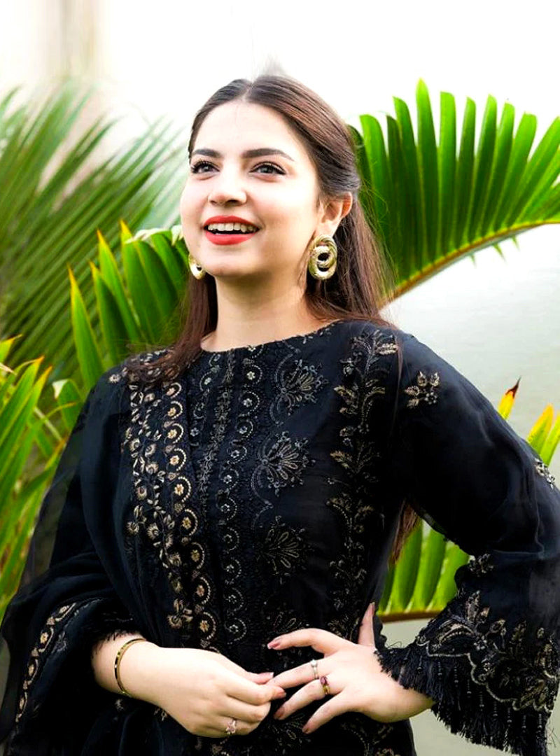 BLACK Lawn 3PC Embroidered Shirt with Organza Embroidered Dupatta- 1020
