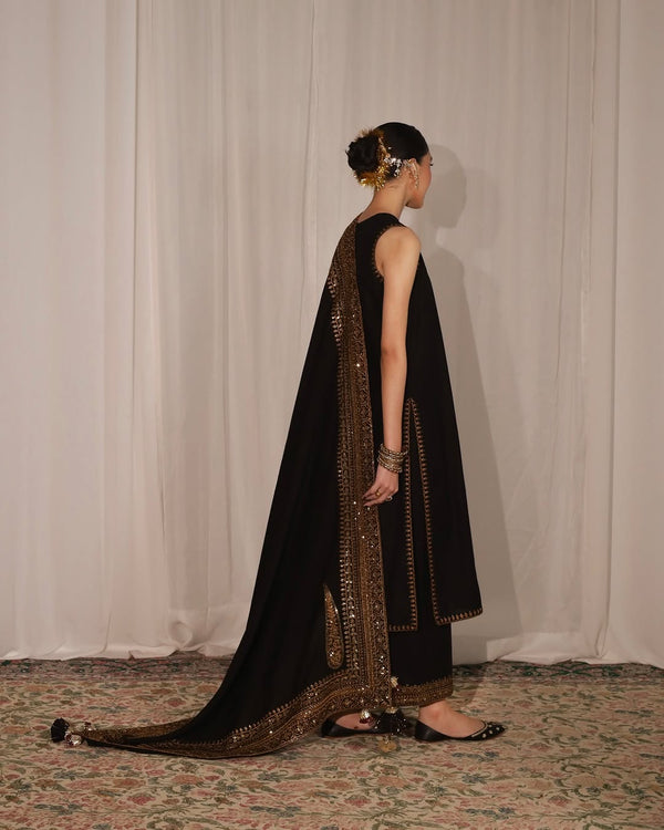 Black Mystique DhanakUnstitched| 3-Piece UnStitched Suit- 239