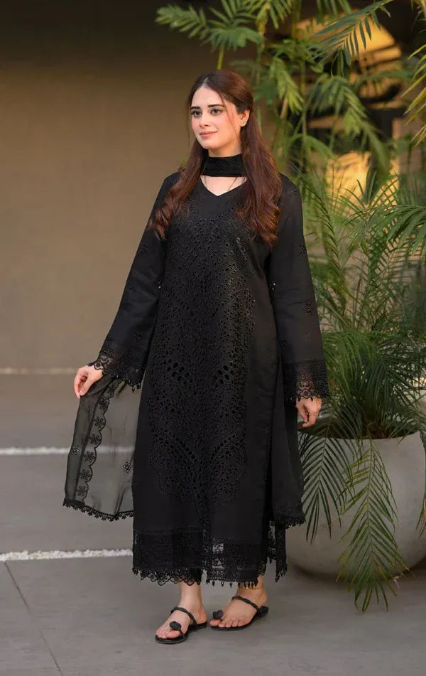 BLACK DHANAK CHIKANKARI EMBROIDERED SUIT 997